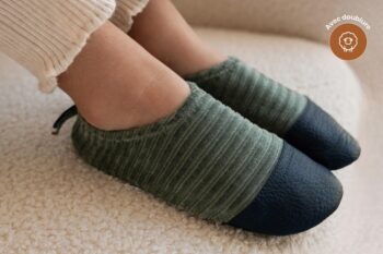 Les Petits Velours Gris vert aux pieds
