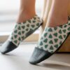 Gros plan sur les chaussons Palmes pour l'intérieur et l'extérieur