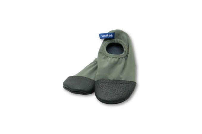 Les Petits Palmiers chaussons verts bouts de pieds verts
