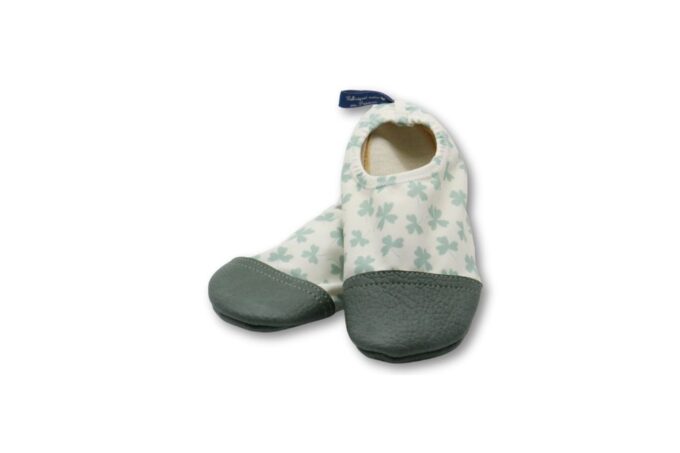 Les Petites Trèfles fond blanc