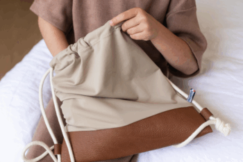 Petit sac à dos beige et marron pour enfant