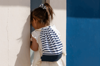 Sac à dos à marinière blanche et bleue pour enfant
