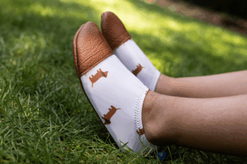 Chaussons souples au motif petits teckels