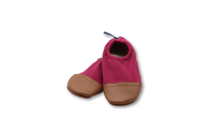 Les Petits Jerseys Cherry de face sur fond blanc