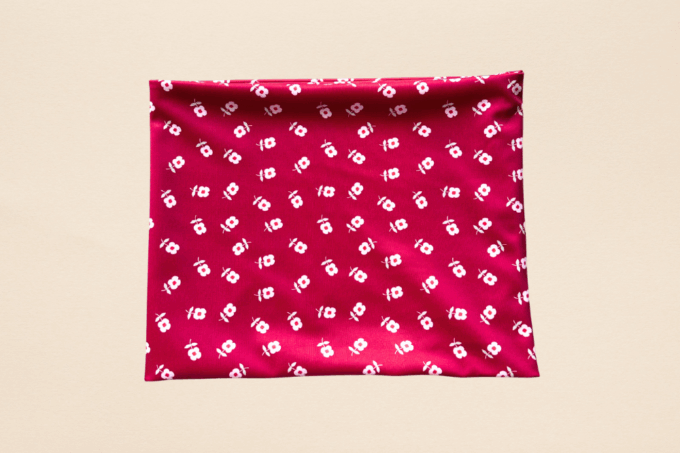 Tours de cou au motif petits coquelicots